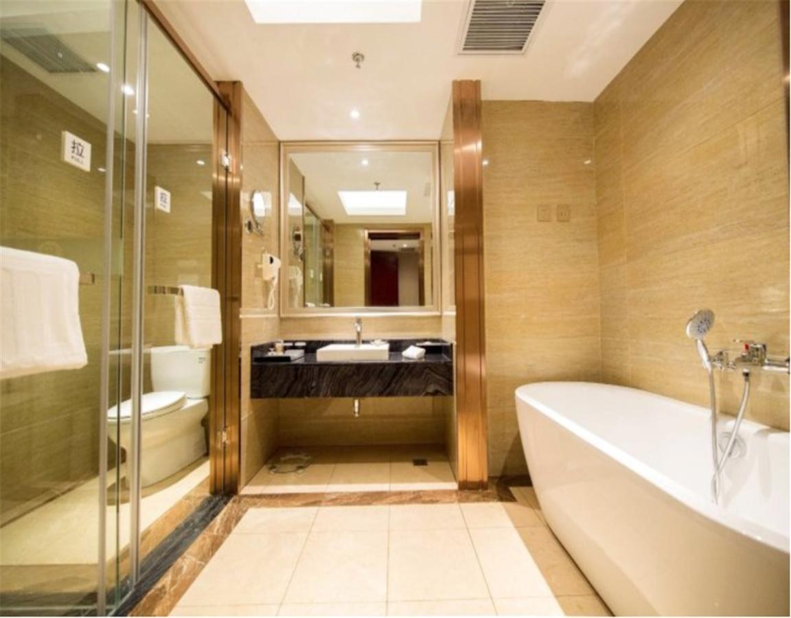 Shenyang Mingcheng Jin Jiang International Hotel Kültér fotó