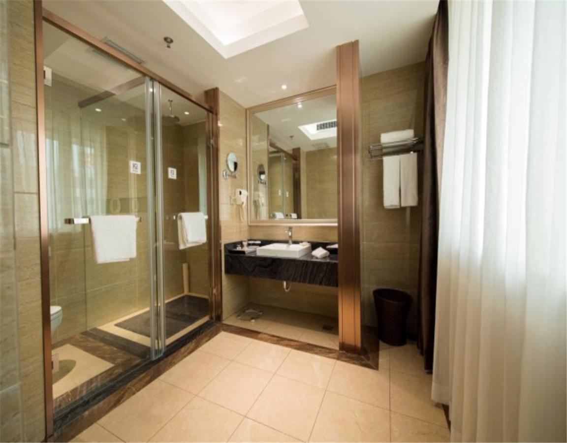 Shenyang Mingcheng Jin Jiang International Hotel Kültér fotó