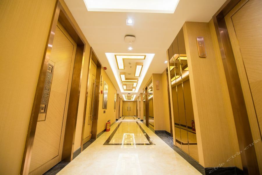 Shenyang Mingcheng Jin Jiang International Hotel Kültér fotó